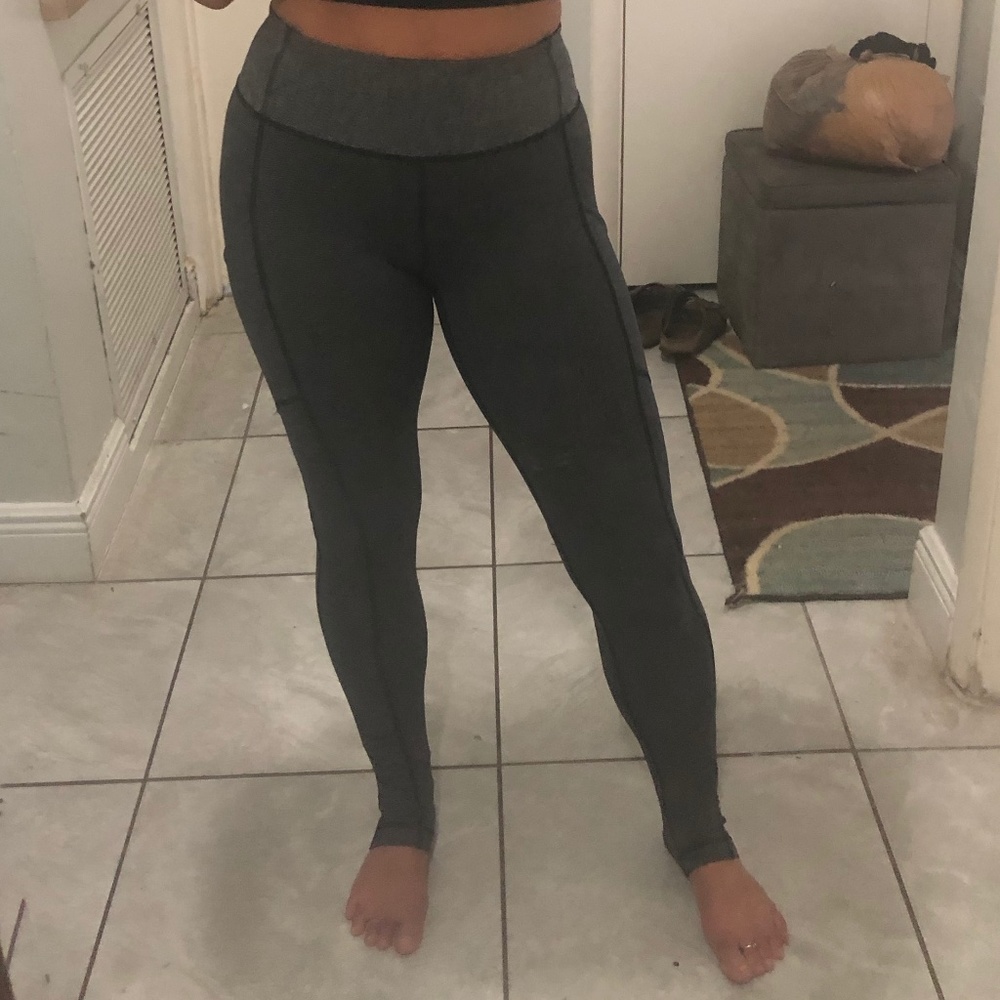 Lululemon Long Run Pants - Size 6